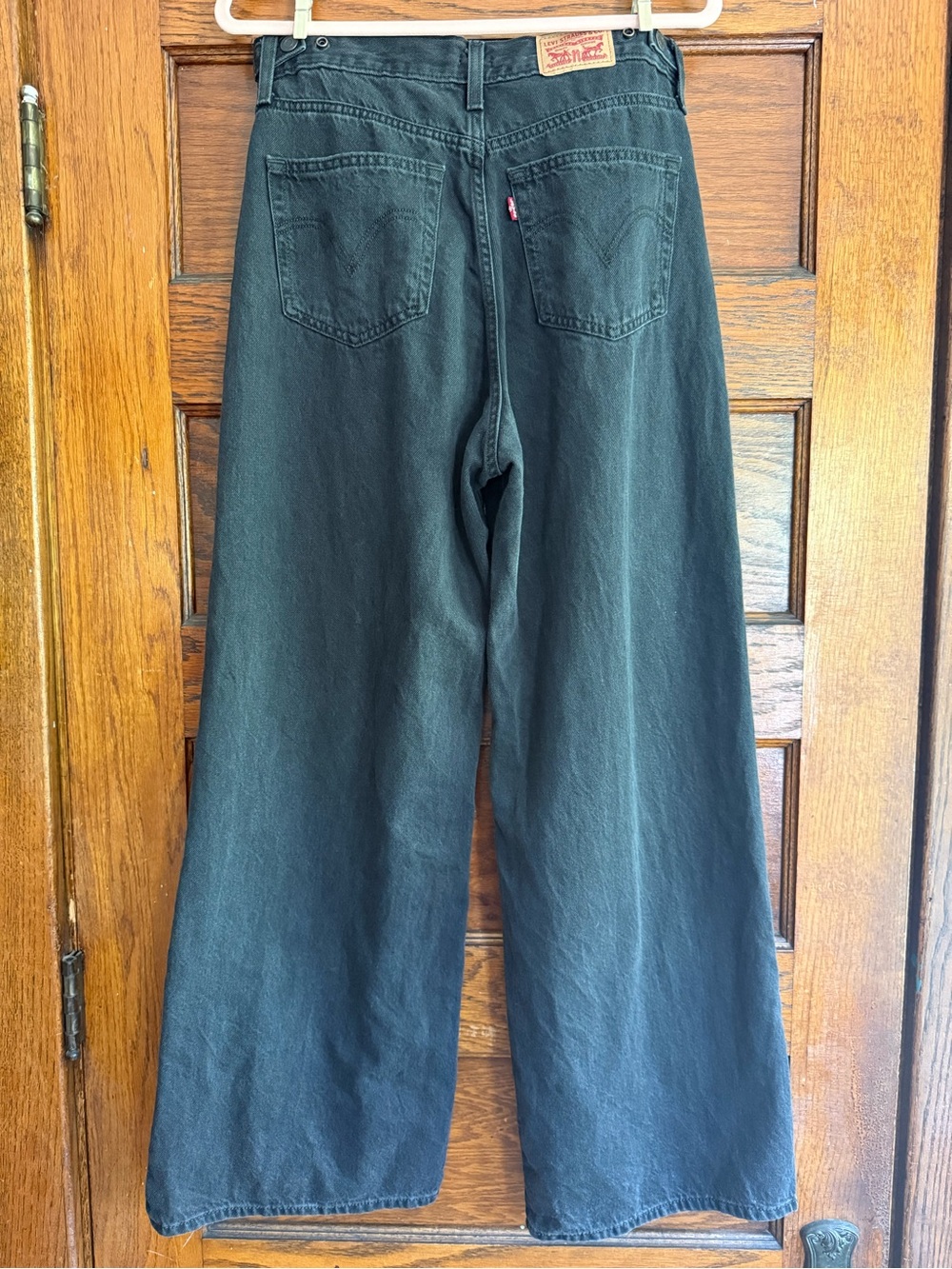 LEVI’S Cinch Baggy Wide Leg Jeans Black Snap Waist 100% Cotton Size 30 - Picture 5 of 10